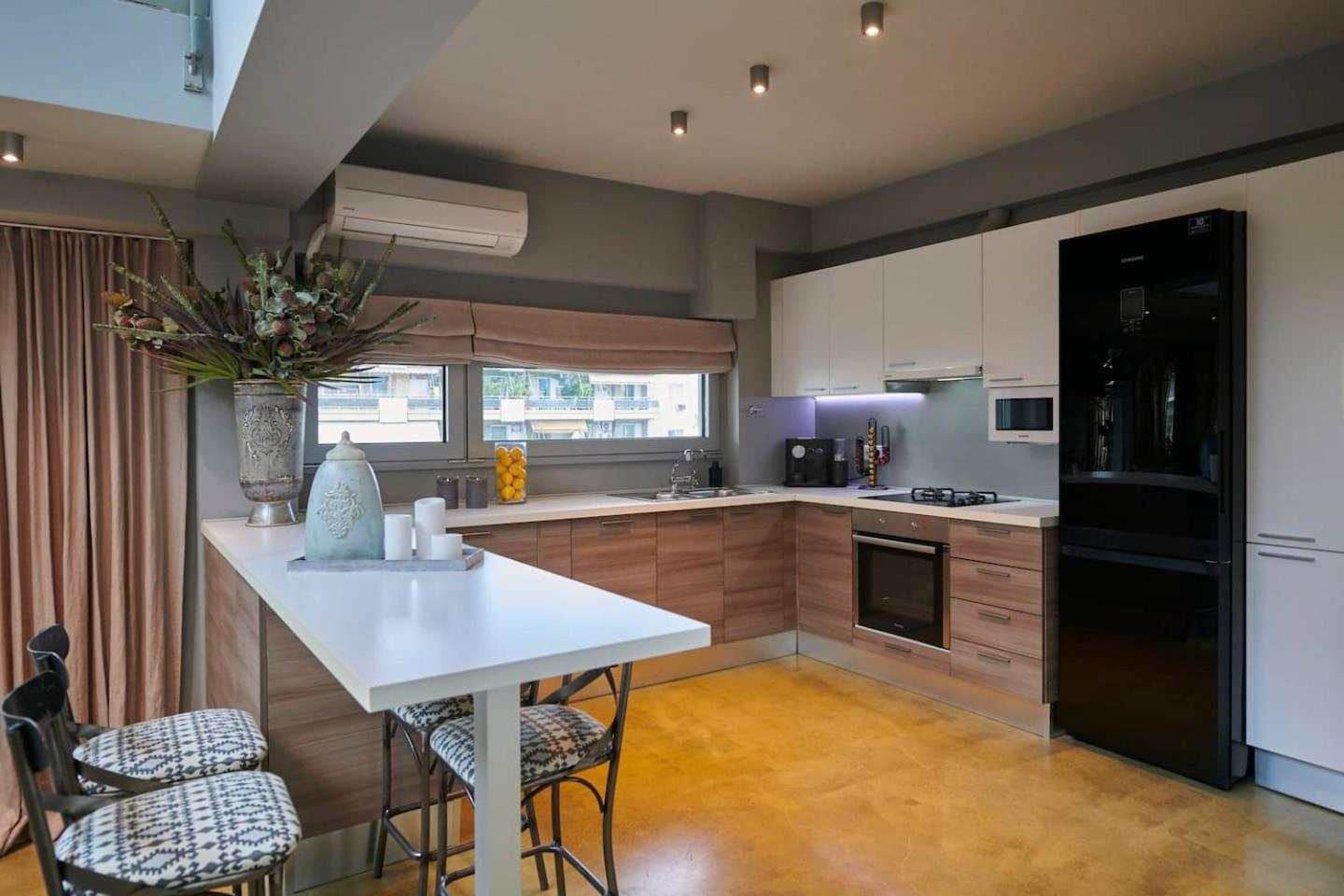 Ma Maison No5 Penthouse Loft, Private Heated Pool, Acropolis View, Ultra High Speed Internet 300 Mbps, Short Walk To Acropolis, Parking Upon Request, 1' From Metro Atény Exteriér fotografie